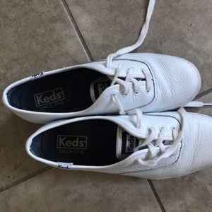 keds classic white